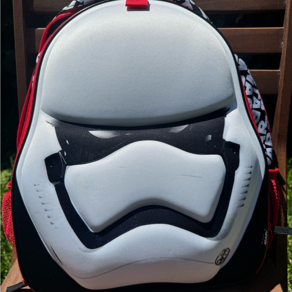 Disney Store Star Wars Used good condition Storm Trooper Backpack 3D Bag